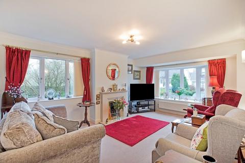 2 bedroom detached bungalow for sale, Moor Park Drive, Addingham LS29