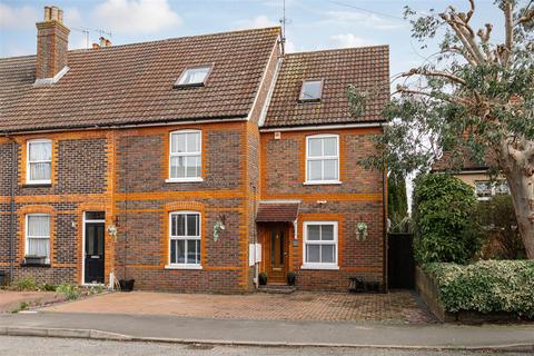 5 bedroom semi-detached house for sale - Trindles Road, South Nutfield, Redhill