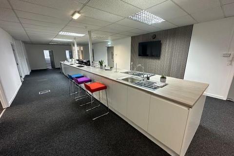 Serviced office to rent, Eastham Village Road, Eastham, CH62