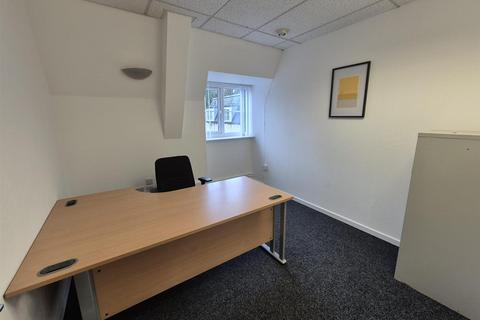 Serviced office to rent, Eastham Village Road, Eastham, CH62