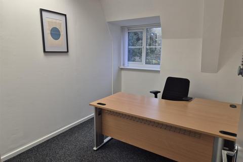 Serviced office to rent, Eastham Village Road, Eastham, CH62