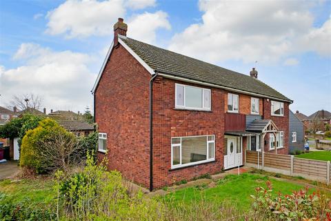 3 bedroom semi-detached house for sale, Wynmoor Road, Scunthorpe