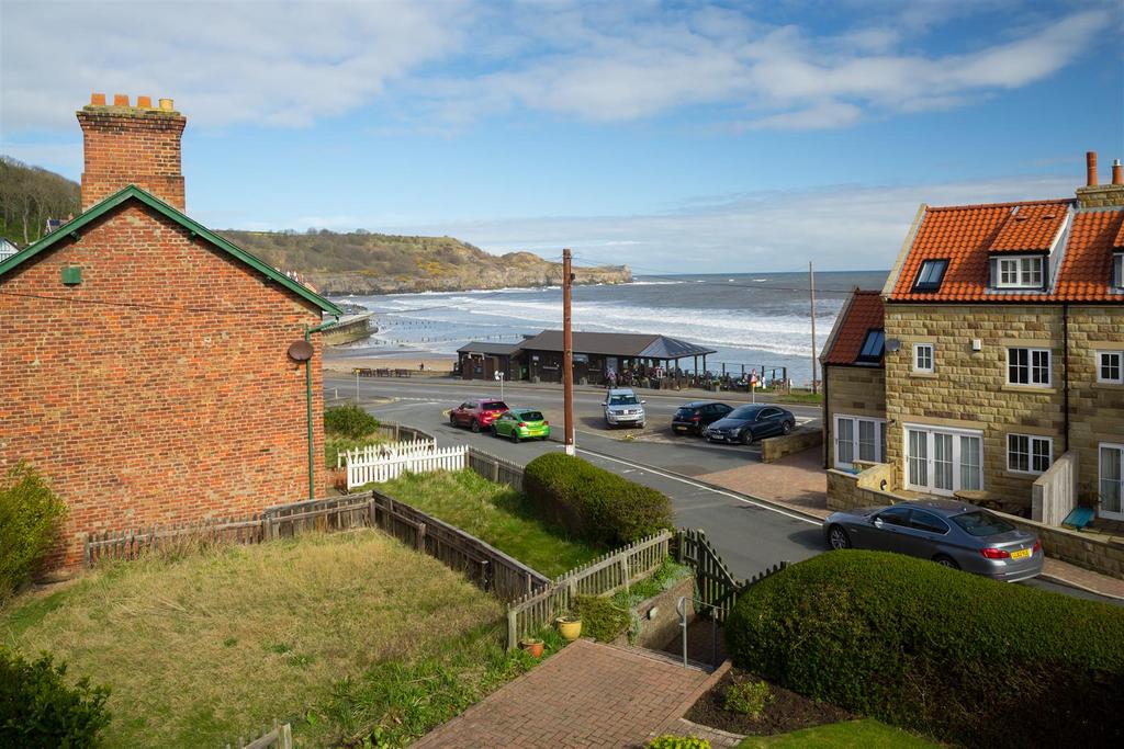 Sandsend, Whitby YO21 4 bed house for sale £875,000