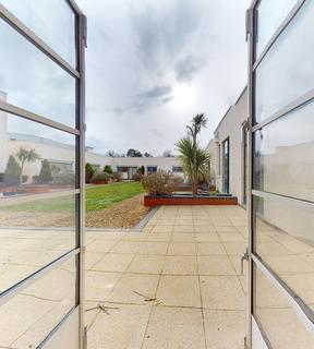 Apartment 22, Courtlands Hayes Road, Sully, Penarth, CF64 5QG