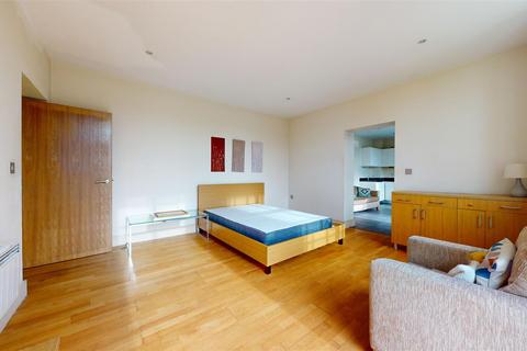 Apartment 22, Courtlands Hayes Road, Sully, Penarth, CF64 5QG