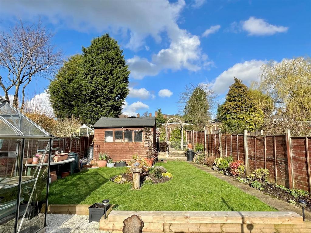 Plants Brook Road, Walmley, Sutton... 4 bed semidetached house £420,000