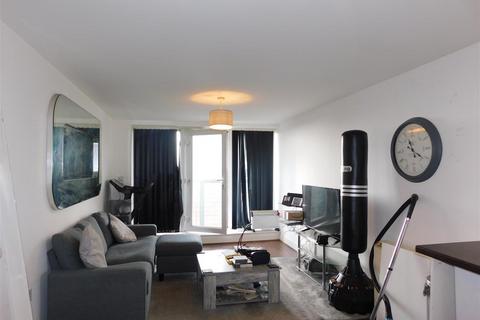 1 bedroom apartment for sale, Tower 4, Lakeside Rise, Manchester