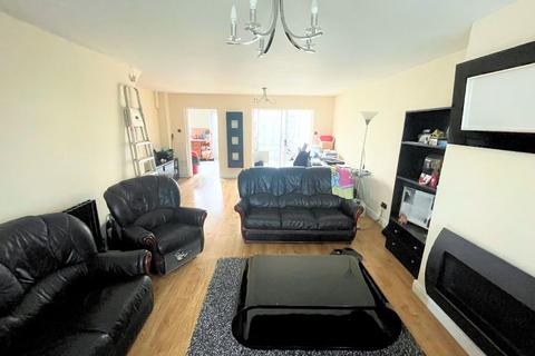 3 bedroom link detached house for sale, Tapestries Avenue, West Bromwich, B70 9NP