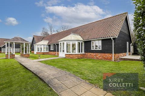 2 bedroom bungalow for sale, Stocking Hill, Cottered, Buntingford