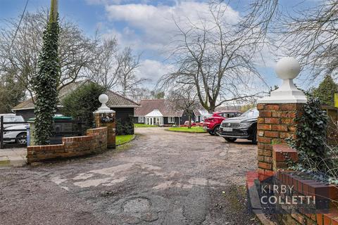 2 bedroom bungalow for sale, Stocking Hill, Cottered, Buntingford