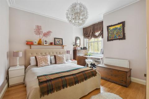 3 bedroom apartment for sale, Castellain Mansions, Castellain Road W9