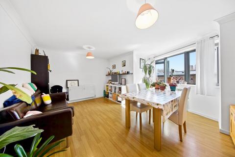 2 bedroom flat for sale, Monteagle Way, Hackney