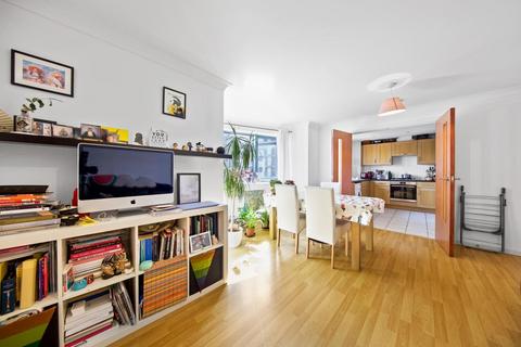 2 bedroom flat for sale, Monteagle Way, Hackney