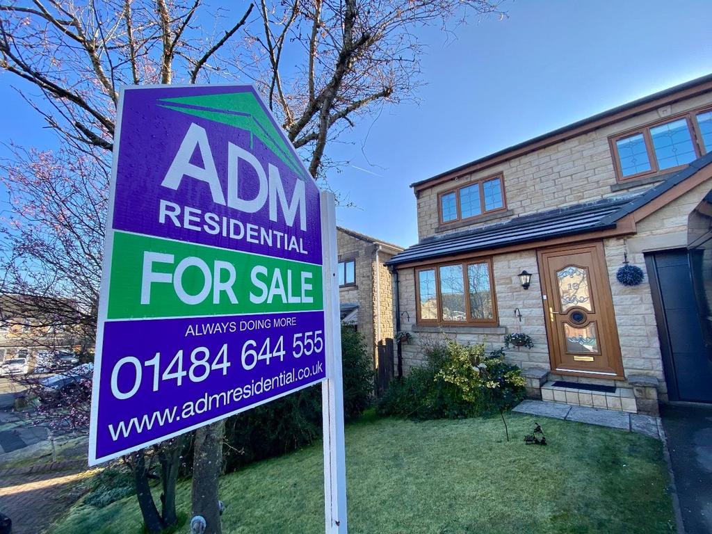 Ayres Drive, Cowlersley, Huddersfield 4 bed detached house £309,995