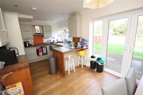 3 bedroom link detached house to rent - Gumping Road, Crofton