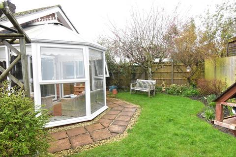 2 bedroom bungalow for sale, The Mayalls, Tewkesbury GL20