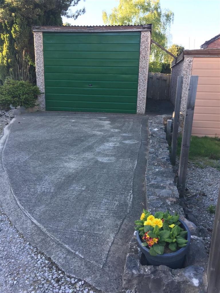 The Mews Garage.jpg