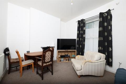 2 bedroom flat for sale, Clifton Place,North Hill, Plymouth