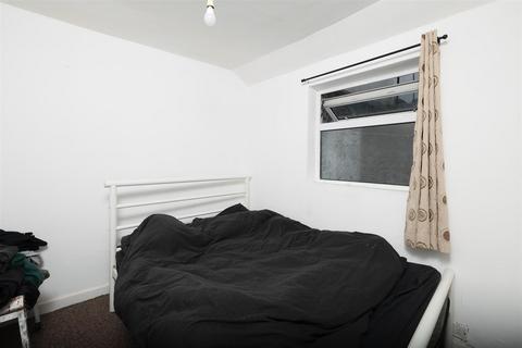 2 bedroom flat for sale, Clifton Place,North Hill, Plymouth