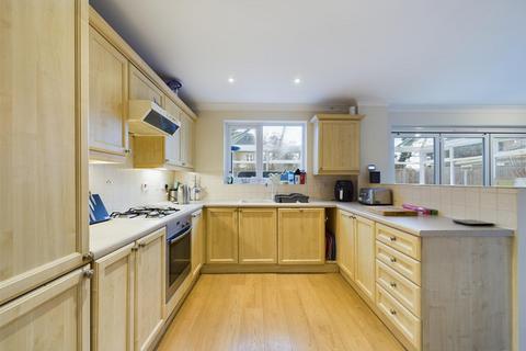 4 bedroom house for sale, Garrett Close, Maidenbower, Crawley