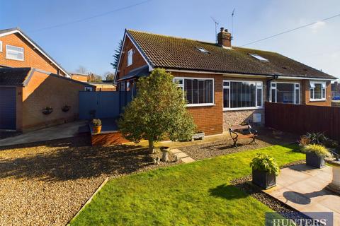 3 bedroom semi-detached bungalow for sale, Lodge Gardens, Gristhorpe, Filey, YO14 9PW