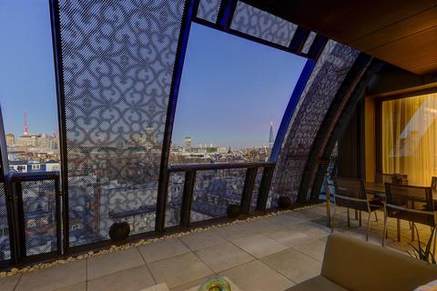 undefined, 190 Strand, London