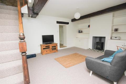3 bedroom cottage for sale, Harcourt Square, Earls Barton NN6