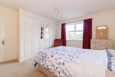 4 bedroom detached house for sale, Foxglove Walk, Worthing