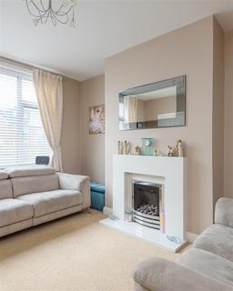2 Laverdene Close, Sheffield, S17 4HG