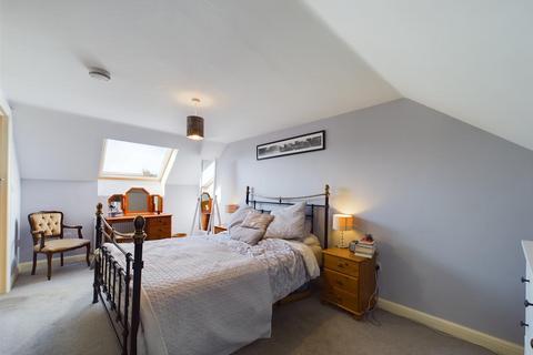 4 bedroom end of terrace house for sale, Mill Grove, Tynemouth