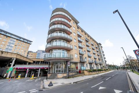 2 bedroom apartment for sale, Bergenia House, Bedfont Lane, Feltham, TW13