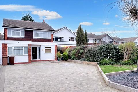 4 bedroom link detached house for sale, Riffhams Drive, Chelmsford CM2