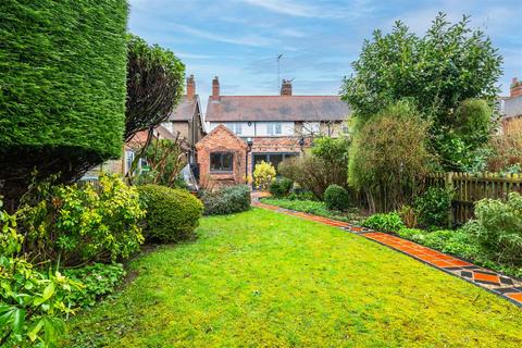 14 Hatton Terrace, Hatton, Warwick, CV35 7JS