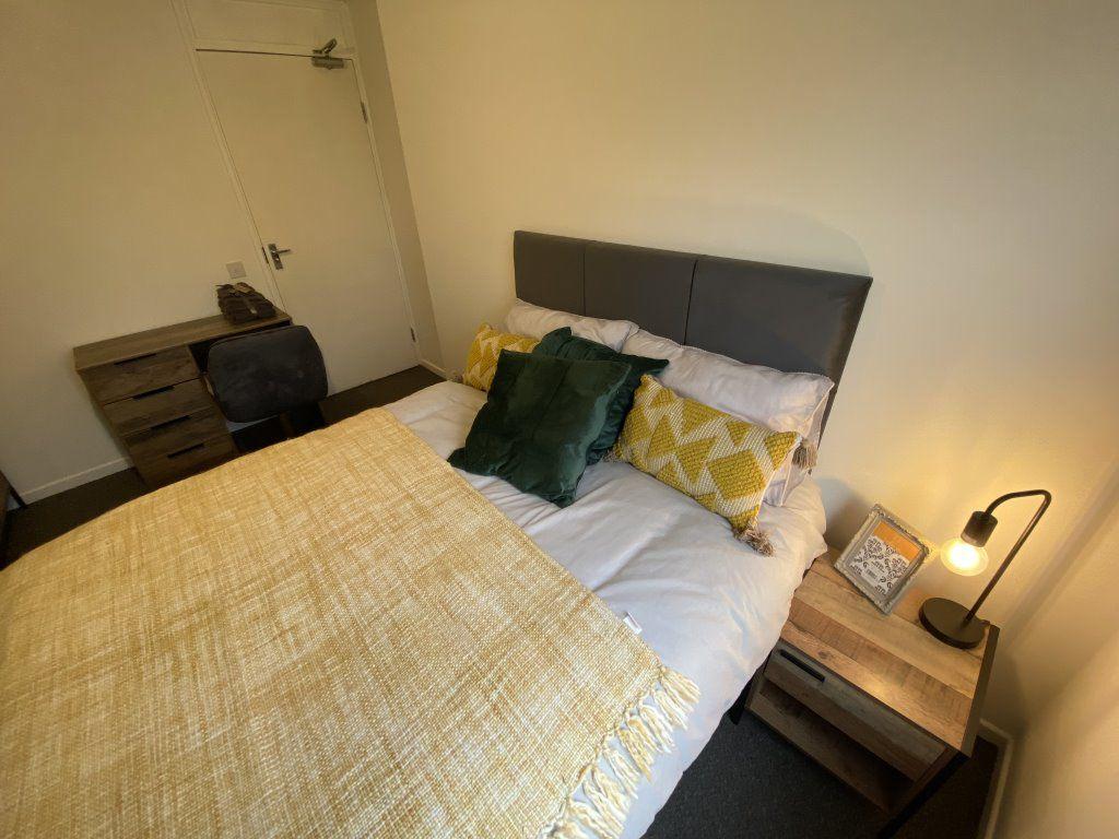Rm 4,Bringhurst, Orton Goldhay, P`borough, PE2 5RZ 1 bed in a house