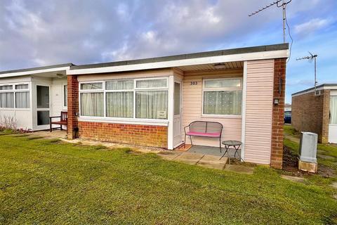 2 bedroom chalet for sale, Sundowner, Newport Road, Hemsby