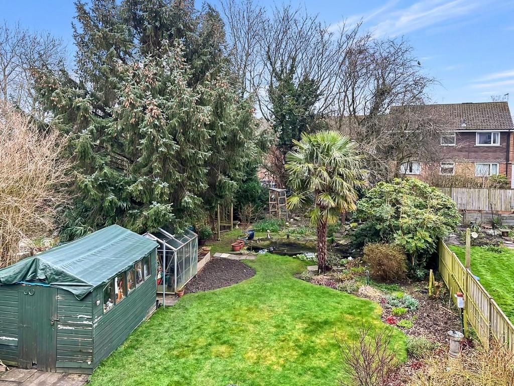 Rear Garden 1.jpg