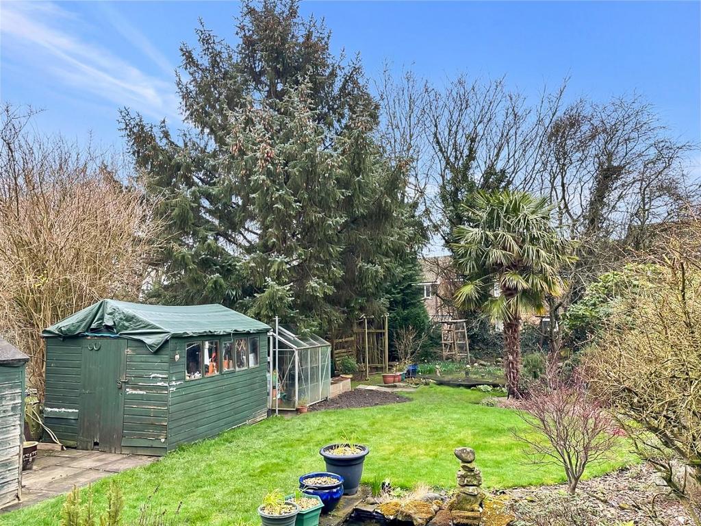 Rear Garden 2.jpg
