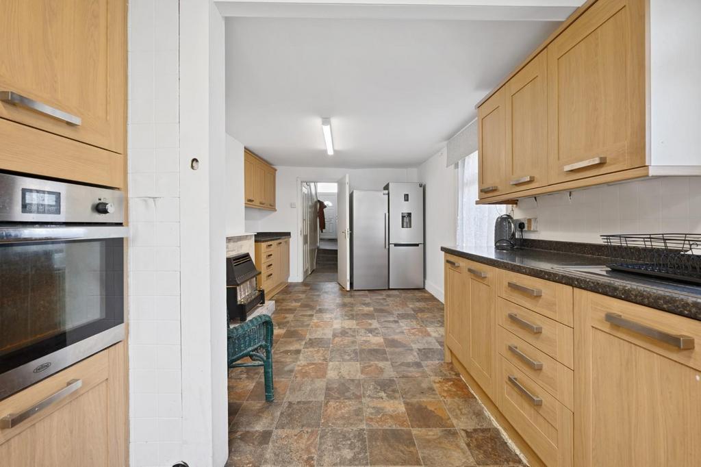 Kitchen Reverse