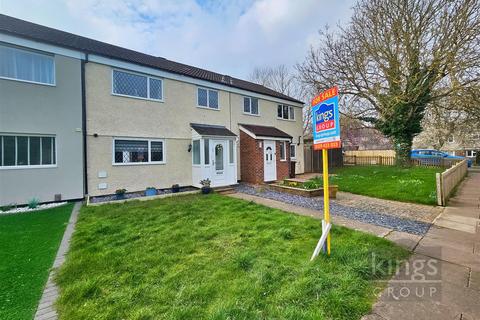 153 Fennells, Harlow, CM19 4RR
