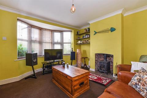3 bedroom end of terrace house for sale, Ford Road, Arundel