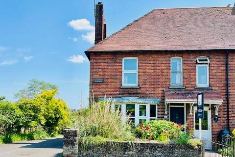 3 bedroom end of terrace house for sale, Ford Road, Arundel