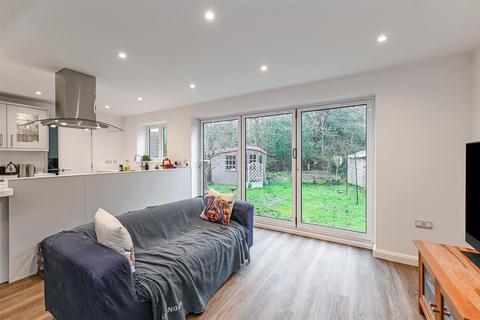 38 Dalloway Road, Arundel, BN18 9HW