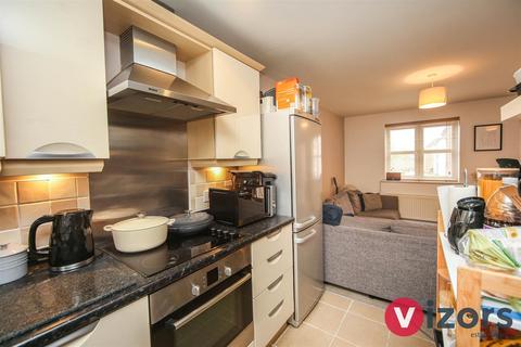 43 Shottery Close, Ipsley, Redditch, B98 0GE