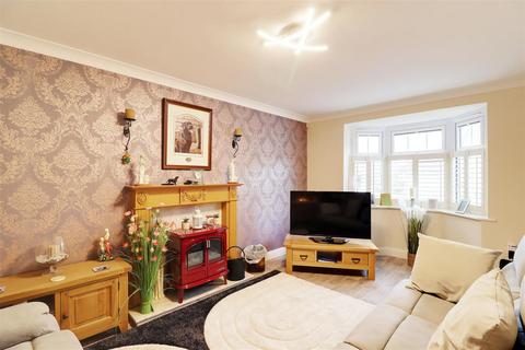 4 bedroom detached house for sale, Sandholme Park, Gilberdyke