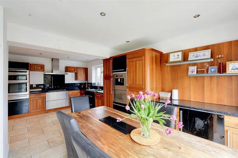 5 bedroom detached house for sale, Hillside Drive, Long Eaton