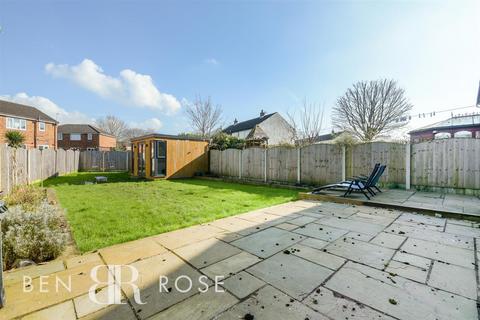 75 Broadfield Drive, Leyland, PR25 1QL
