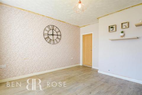 75 Broadfield Drive, Leyland, PR25 1QL