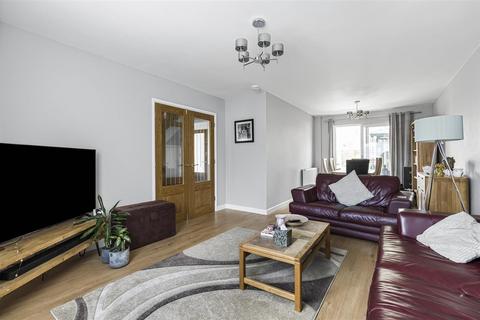 3 bedroom semi-detached house for sale, Horne Close, Caversfield, Bicester