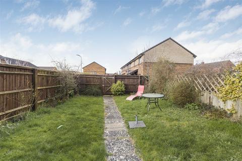 Cornucopia, 1 Horne Close, Caversfield, Bicester, OX27 8FE