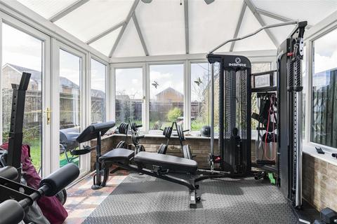 Cornucopia, 1 Horne Close, Caversfield, Bicester, OX27 8FE